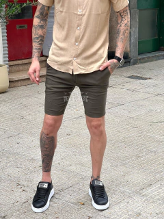 Bermuda Corte Chino Verde - comprar online