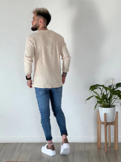 Sweater Less en internet