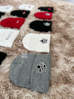Gorros DSQ2 en internet