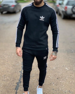 Buzo Adidas en internet