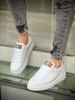 Mcqueen Total White - comprar online