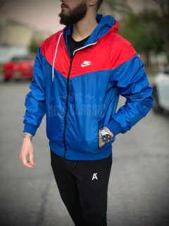 Campera Nike Rompeviento