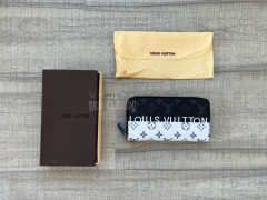 Billetera Louis Vuitton en internet