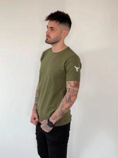 Remera Harvey Verde en internet