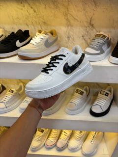Nike Airforce colaboración LV