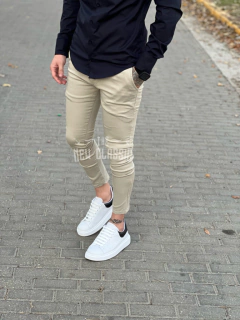 Chino Gabardina Crema - comprar online