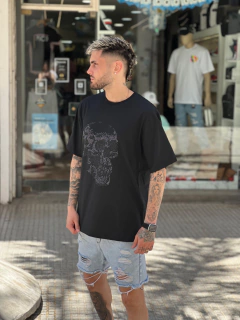 Remera Oversize Skull