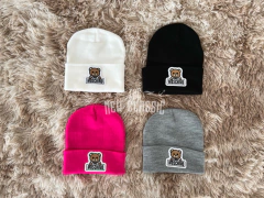 Gorros Moschino