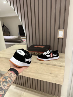 Vans Hylane en internet