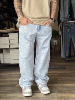 Jean Baggy Kobel en internet