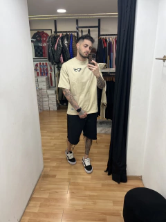 Remera Oversize Heart en internet