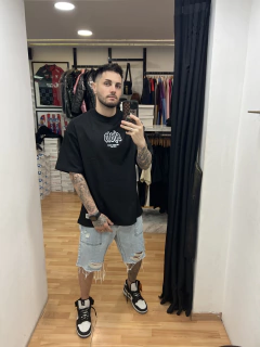 Remera Oversize World Tour - comprar online