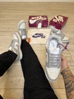 Nike Dunk Grey en internet