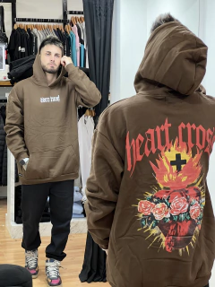 Buzo Oversize Heart Cross