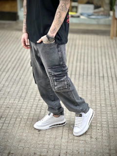 Jean Mom Doble Cargo Jones - comprar online