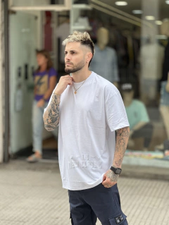 Remera basica oversize - comprar online