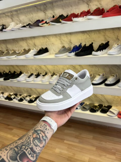 Megan Gris Combinada