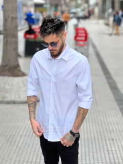 Camisa Lisa blanca en internet