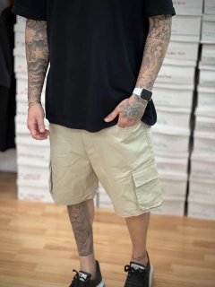 Bermuda Mom Cargo Jeff - comprar online