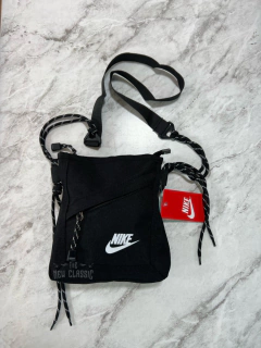 Morral Nike