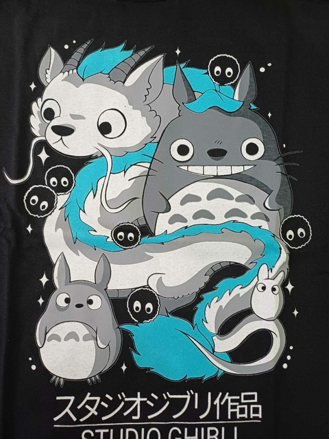 Remera Mi Vecino Totoro Modelo 3