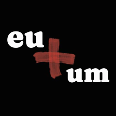 Camiseta "Eu e Mais Um" - comprar online