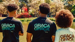 CAMISETA GRAÇA SOBRE GRAÇA PRETA - comprar online