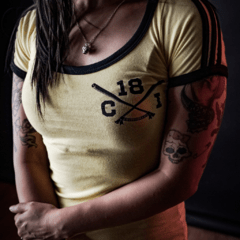 Vestido 18 Criminales en internet