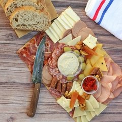 Picada Grande - La Lola - Comen 4 Pican 8.