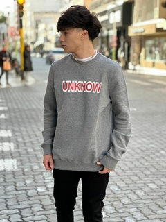 Buzo frisado "Unknow" - Modelo Regular