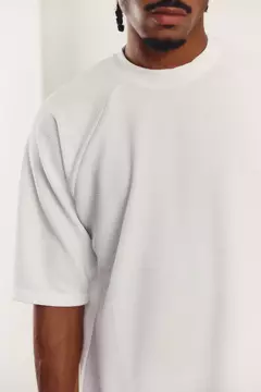 REMERA "VITO" en internet