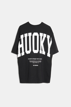 Remera "RESERVED" - Modelo ultra oversize jersey