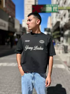 Remeras boxy - Lisboa