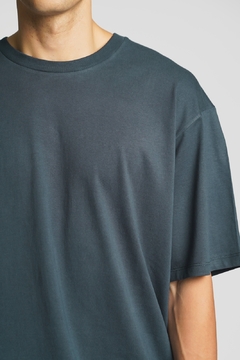 REMERA "SALVADOR" - Modelo Oversize - tienda online