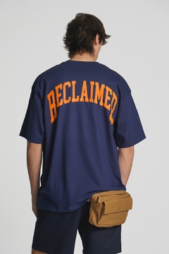 Remera "RECLAIMED" - Modelo Oversize