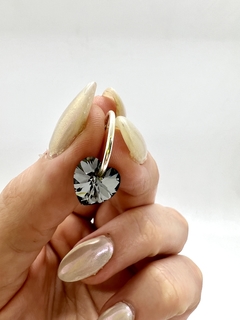 Argolla 14mm con dije corazón cristal de Swarovski - Negro en internet