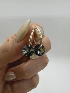 Argolla 14mm con dije redondo cristal de Swarovski - Negro - comprar online