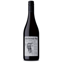 Saint Clair Marlborough Sun Pinot Noir 2018