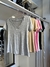 Remera Basica Escote en V - comprar online