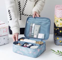Organizador de maquillaje y productos personales