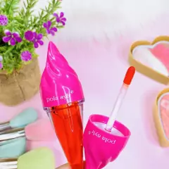 Labial tinta en forma de helado para labios rostro en internet