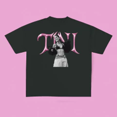 REMERA TINI BW en internet