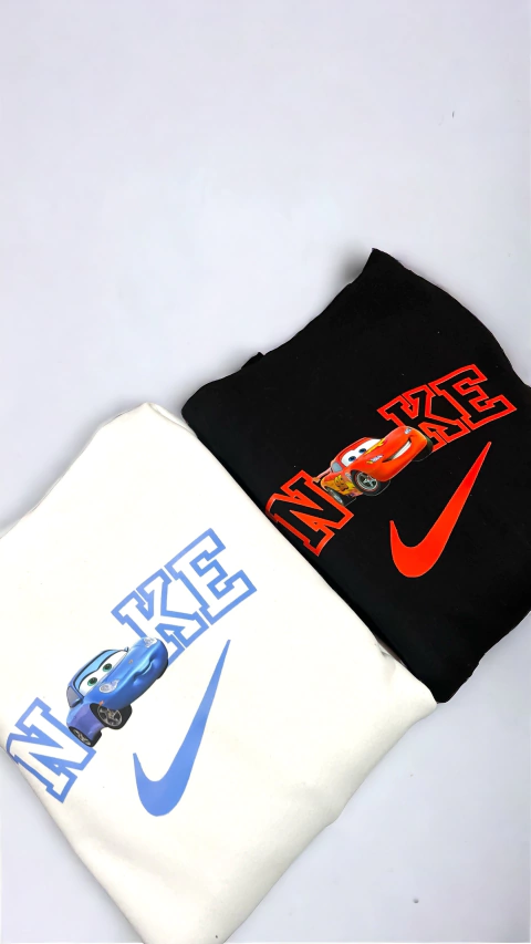 BUZOS COMPARTIDOS X2 NKE CARS