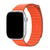 Pulseira Couro Loop Magnética Laranja Compatível com Apple Watch na internet