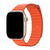 Pulseira Couro Loop Magnética Laranja Compatível com Apple Watch