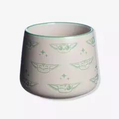 CANECA MOMA BABY YODA 500ML na internet