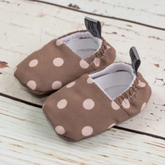 Zapatitos No Caminante Lunares en internet