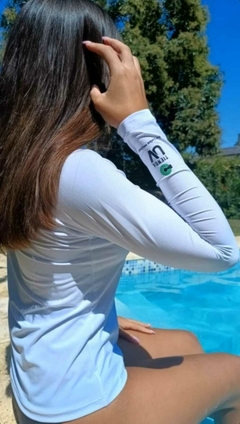 Remera con filtro UV, ADOLESCENTE- Talle 14(S), 16(M) -DAMA