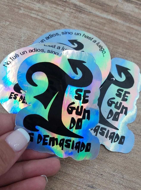 STICKERS HOLOGRAFICOS 5 X 5CM CON CORTE INDIVIDUAL POR 100 UNIDADES - comprar online