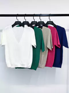 BLUSA TRICOLINA - Daztrez Boutique Moda Feminina: Especialista em roupas femininas seguindo as últimas tendências do mundo fashion.